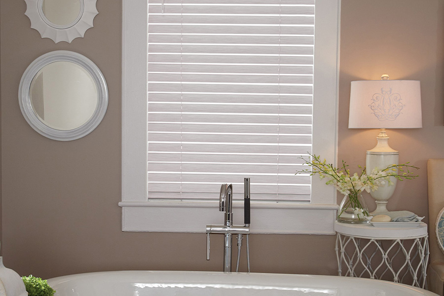 Faux-Wood Blinds In Tampa