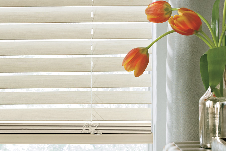 Faux-Wood Blinds In Tampa